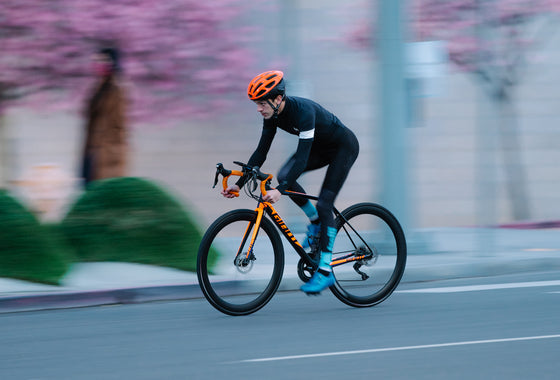 R1 Casque de vélo connecté